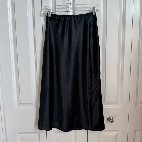 Calvin Klein Black Long Slip Small - Picture 1 of 7